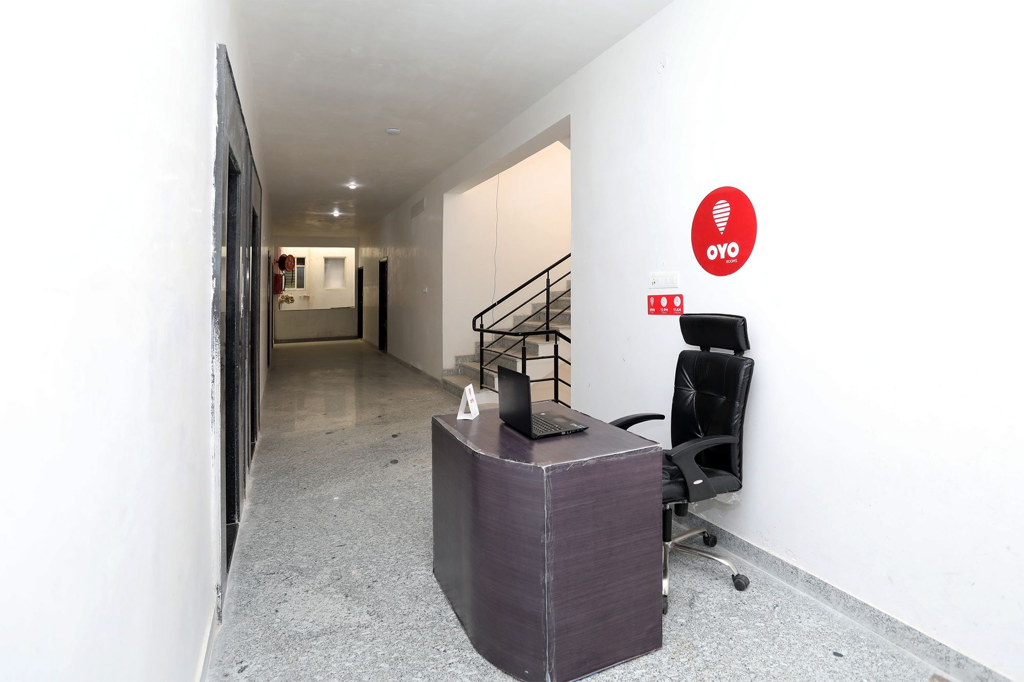 Oyo Home 10059 Modern 2Bhk Gulabh Bagh Udaipur Exterior photo